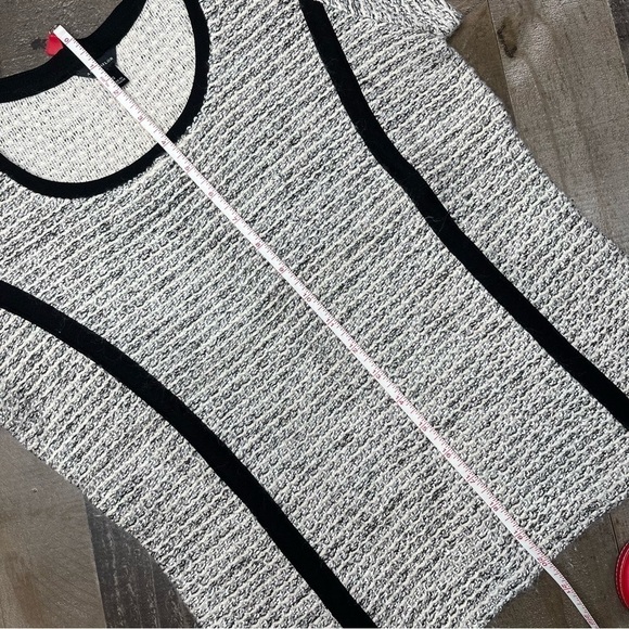 Ann Taylor Tweed Top size Small - Picture 5 of 11